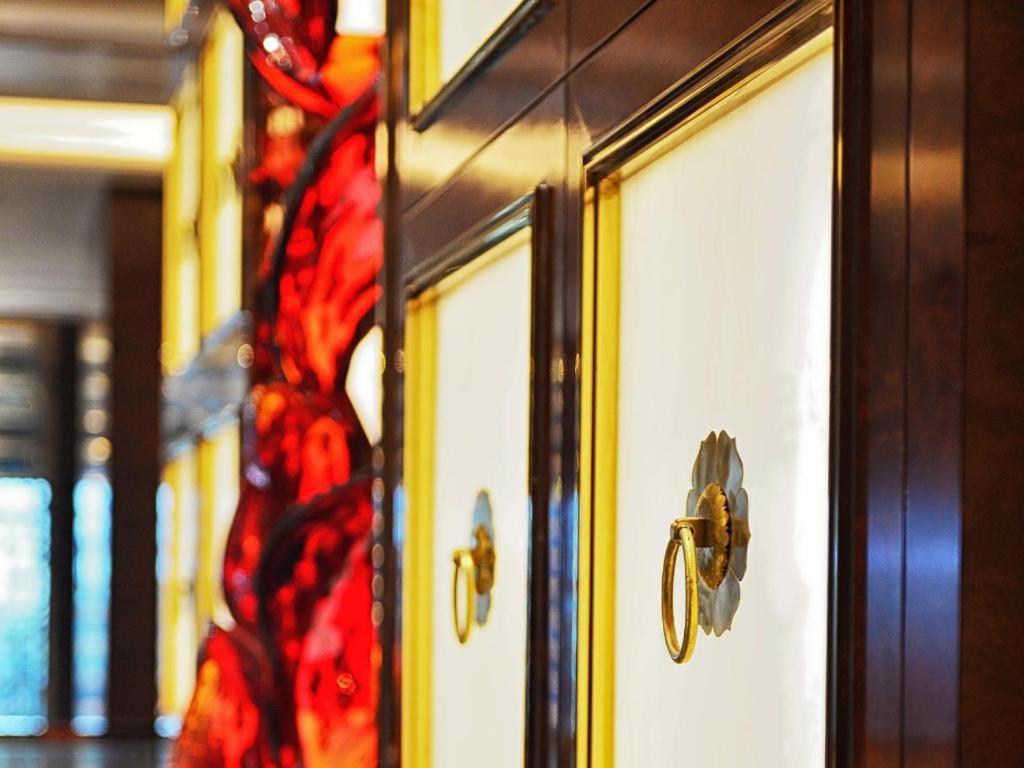 Wyndham Grand Plaza Royale Huayu Chongqing Hotel Eksteriør billede