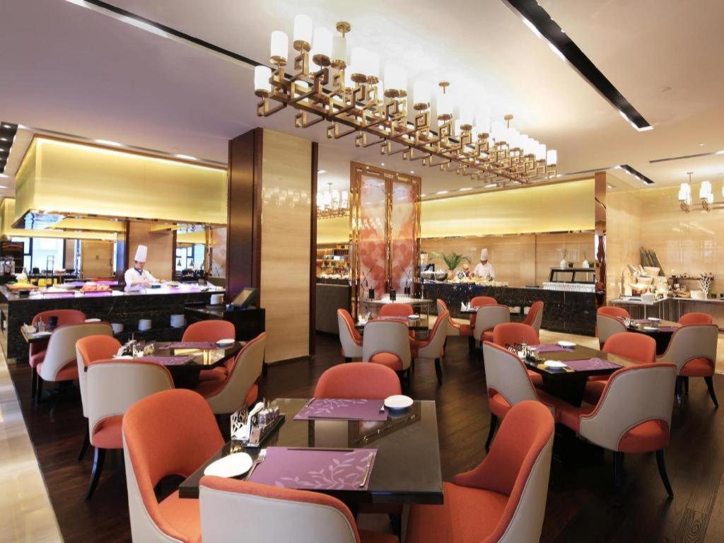 Wyndham Grand Plaza Royale Huayu Chongqing Hotel Eksteriør billede