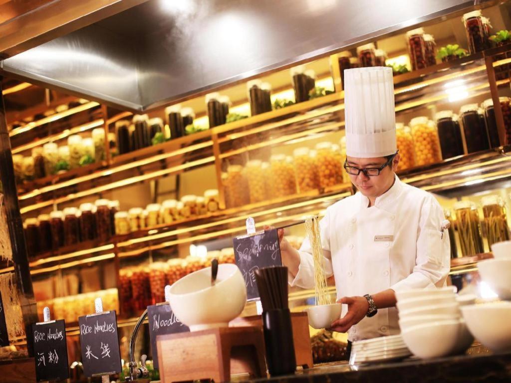 Wyndham Grand Plaza Royale Huayu Chongqing Hotel Eksteriør billede