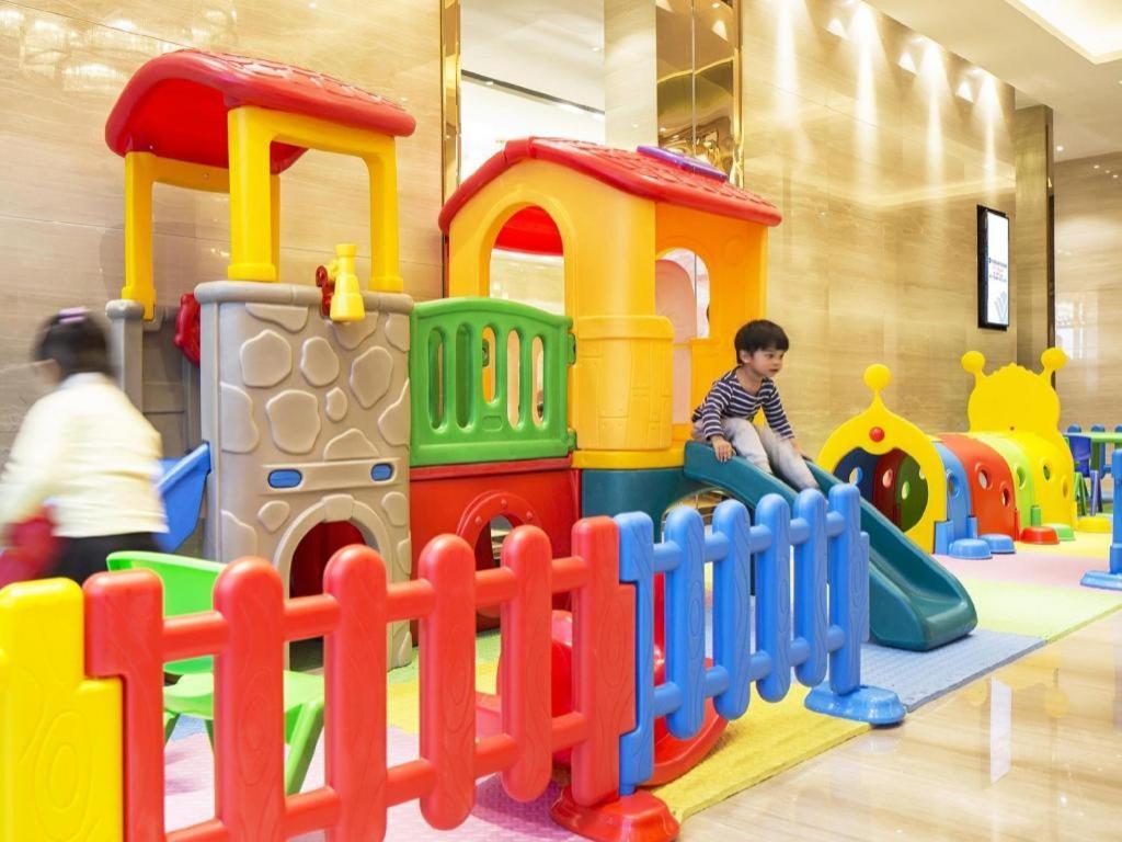 Wyndham Grand Plaza Royale Huayu Chongqing Hotel Eksteriør billede