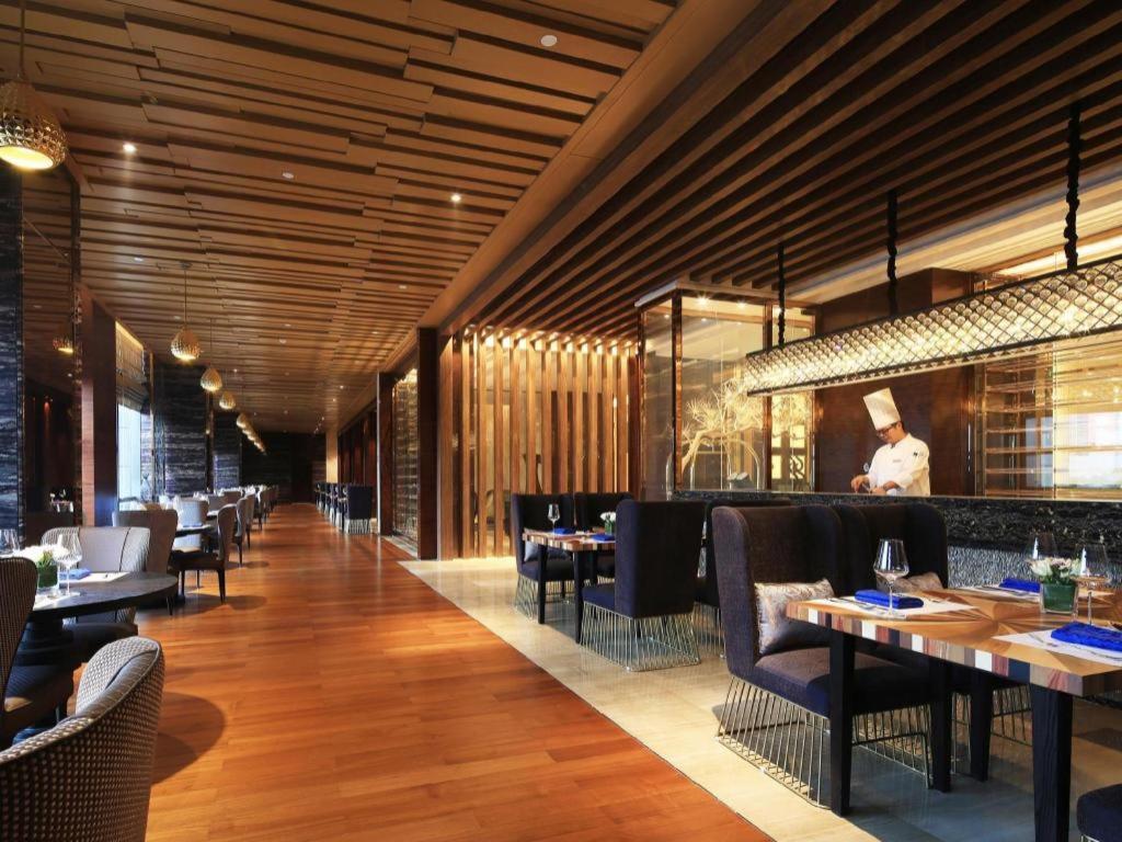 Wyndham Grand Plaza Royale Huayu Chongqing Hotel Eksteriør billede