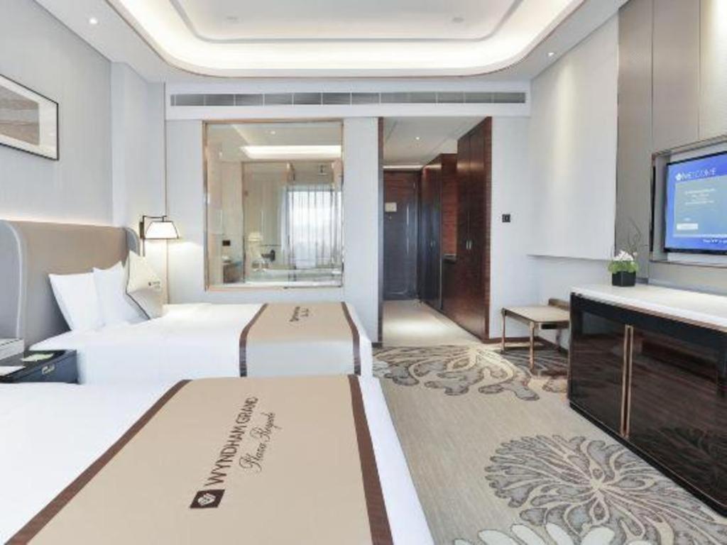 Wyndham Grand Plaza Royale Huayu Chongqing Hotel Eksteriør billede