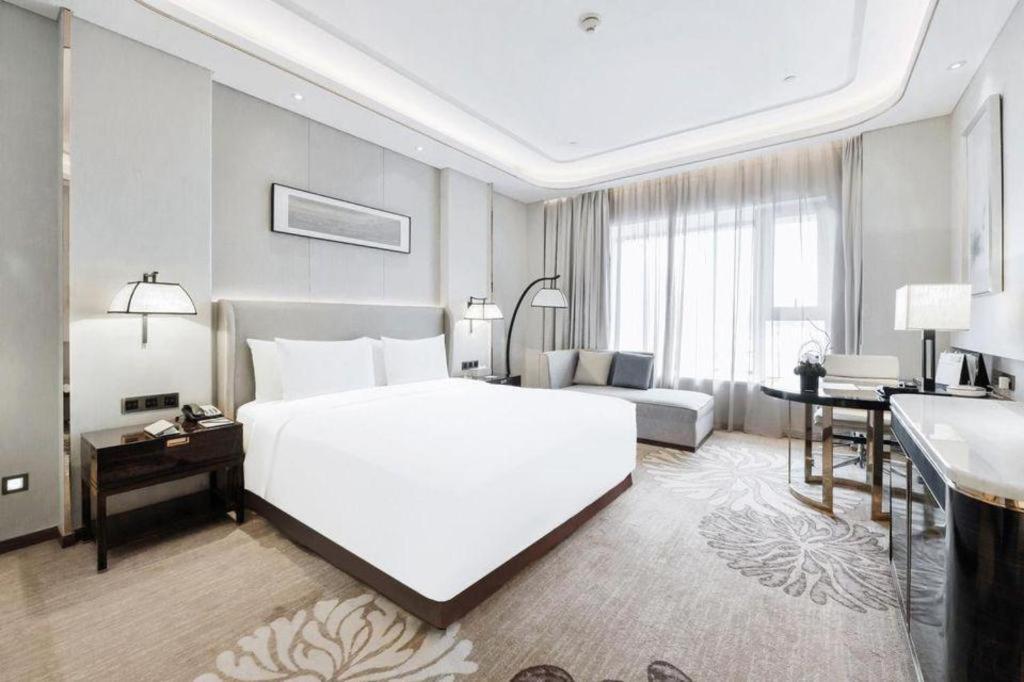 Wyndham Grand Plaza Royale Huayu Chongqing Hotel Eksteriør billede