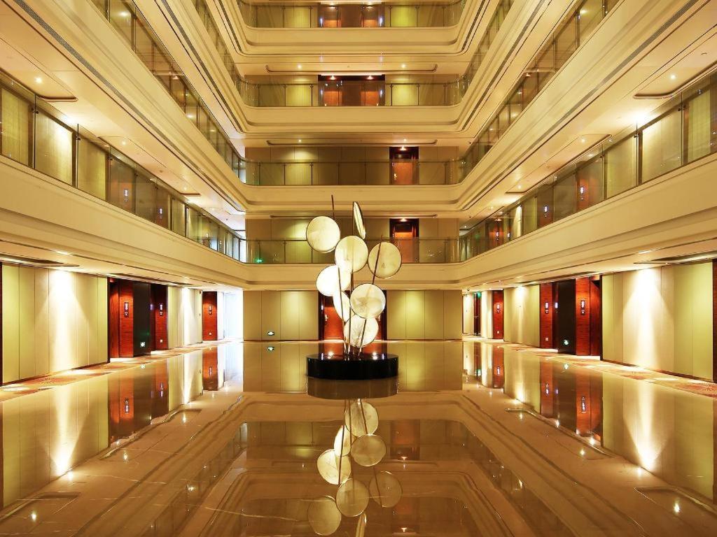 Wyndham Grand Plaza Royale Huayu Chongqing Hotel Eksteriør billede